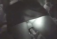 به خاطر سوپر خارجی کوتاه صبحانه در آشپزخانه، خواهر خود را لمس دهيد